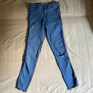 DENIMCO. GIRLS RIPPED JEGGINGS